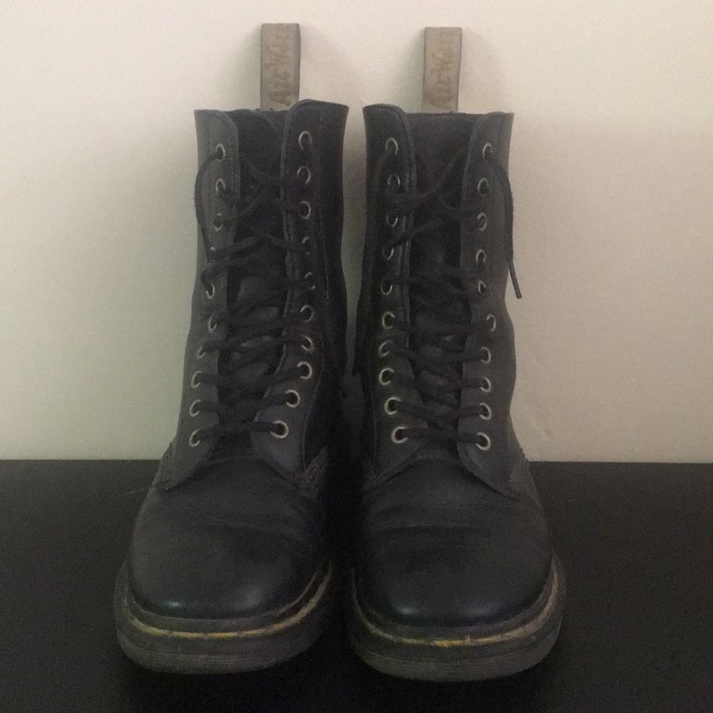 Vegan Dr. Martens 1490s